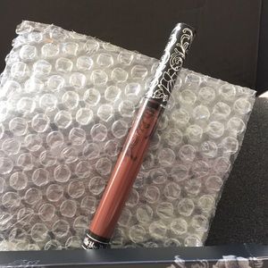 New Kat Von D Everlasting Liquid Lipstick